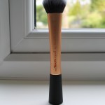 Real Techniques Expert Face Brush